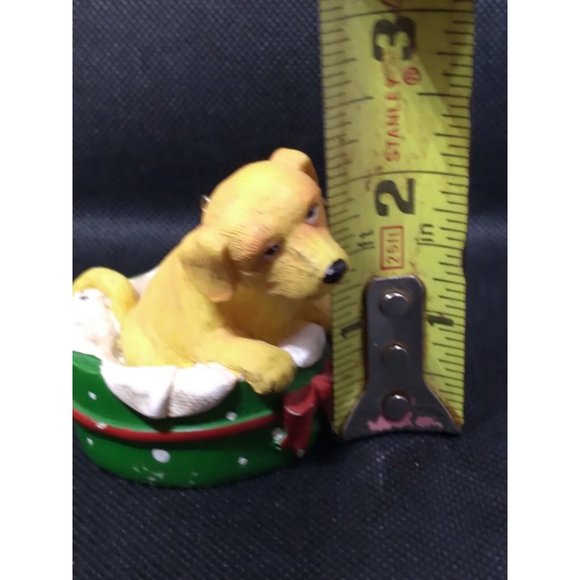 2009 AGC Cute Labrador Puppy In Gift Basket 2.25" Ornament Needs String - Picture 7 of 11